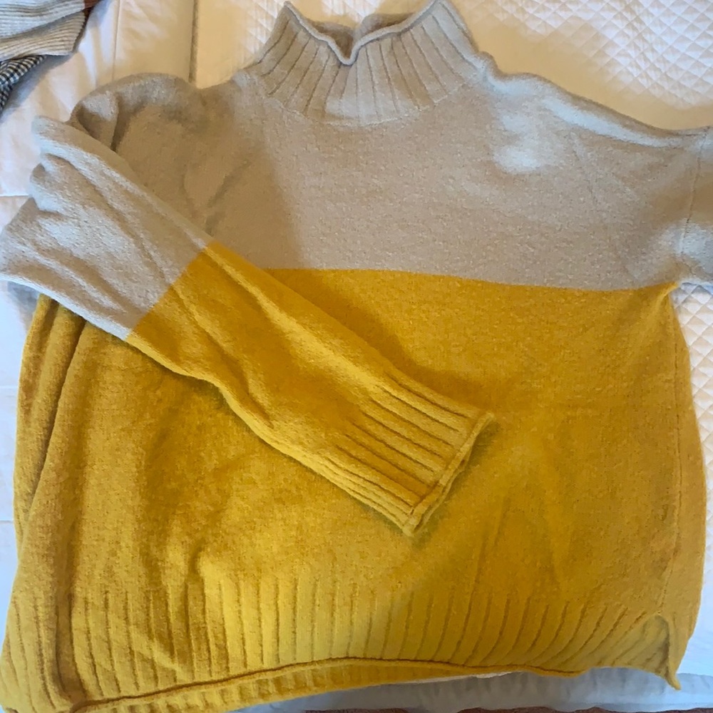 Mustard Yellow and beige turtleneck sweater